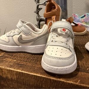 Nike Kids White and Gray Sneakers